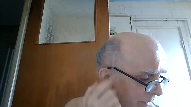 mariusica1@xh webcam