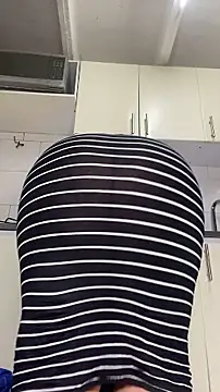 Chloee_Peach live webcam