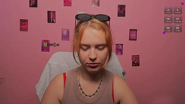 roxy_starr_ webcam