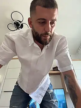 Pablo_Hornyguy95 webcam