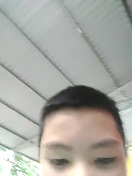 YourMomy- 🎍 webcam