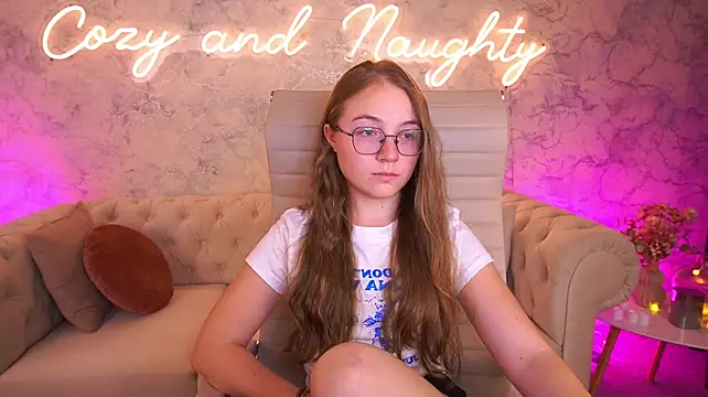 ArrinaWairr 🥜 live nude webcam