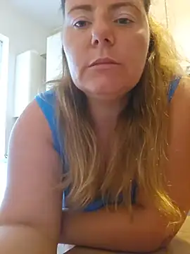 KarlyGray10 webcam
