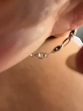 Blondnboujee53 live webcam