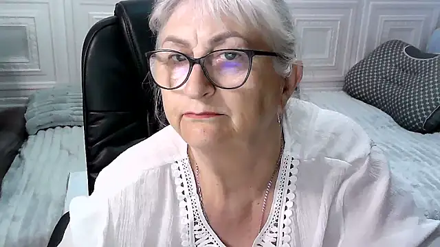 LolkaAlyss webcam