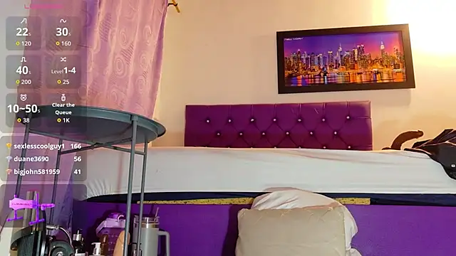 ebony_NeighborMoans webcam