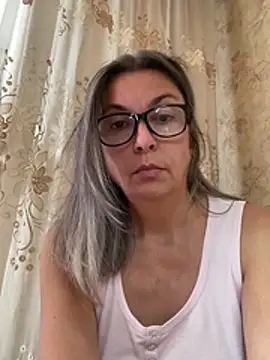 LianaBlue live cam on StripChat