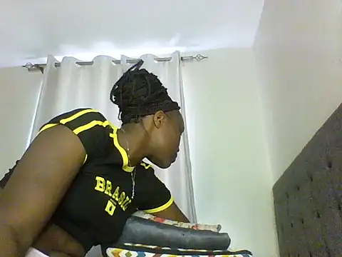 Ebony_sweet_slut