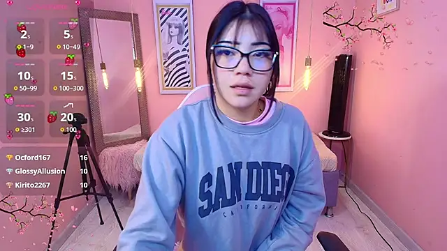 Soffi_x_x_ live cam on StripChat