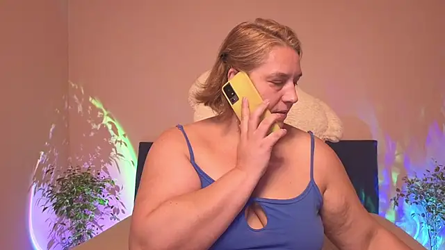 Bbw_Goddes webcam