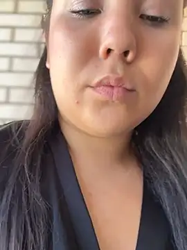 LushBySofa live sex cam