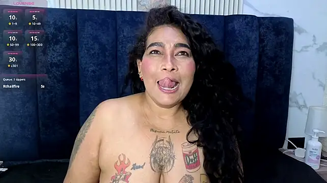 yunkeyc live cam on StripChat
