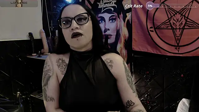Evil_Queen_666 live cam on StripChat