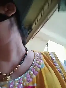 hi-bhabhi live cam on StripChat