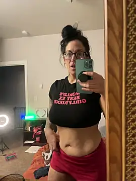 HumbleHottie live cam on StripChat