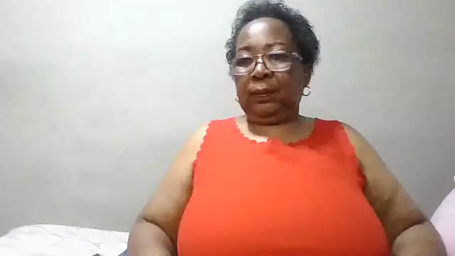 KinkyRicoSaisyours live cam on StripChat