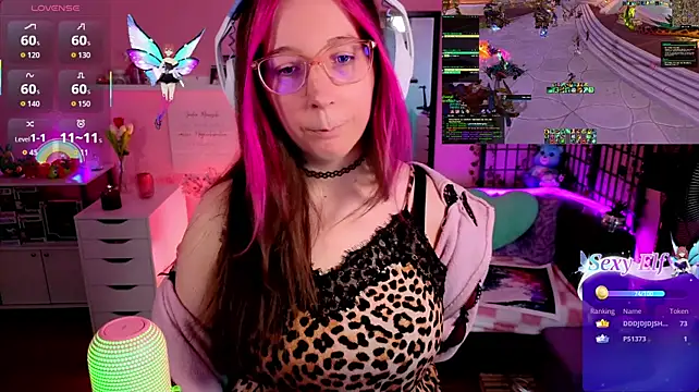 JustKerry live cam on StripChat