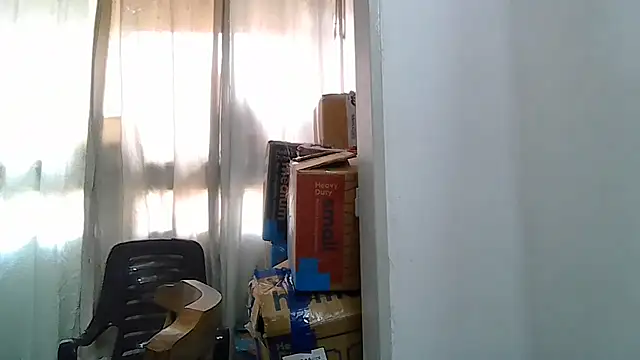 Veronica_missbigg live cam on StripChat