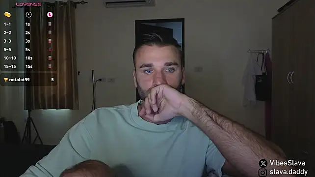 DaddySlava live cam on StripChat