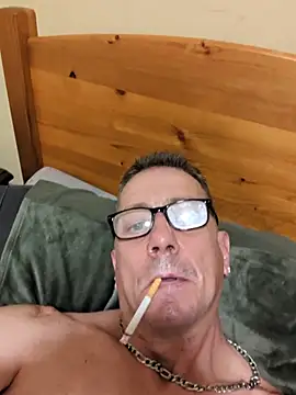 Dicklegend2245 live cam on StripChat