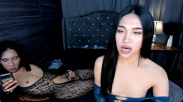 Serafinaheart live cam on StripChat