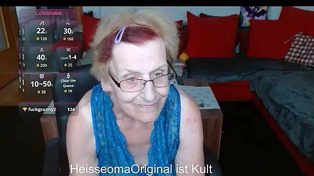 HeisseomaOriginal live cam on StripChat