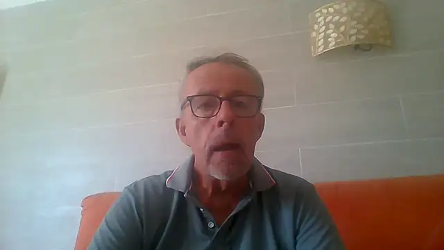 tuggy59 live cam on StripChat