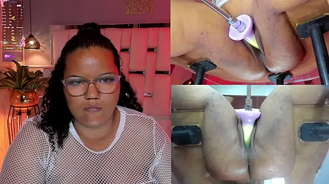 MhiaRey live cam on StripChat