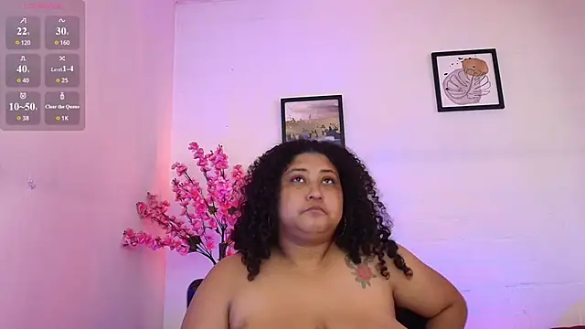 Ayliinn_ live cam on StripChat