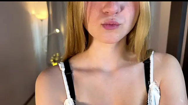 mybayby live cam on StripChat