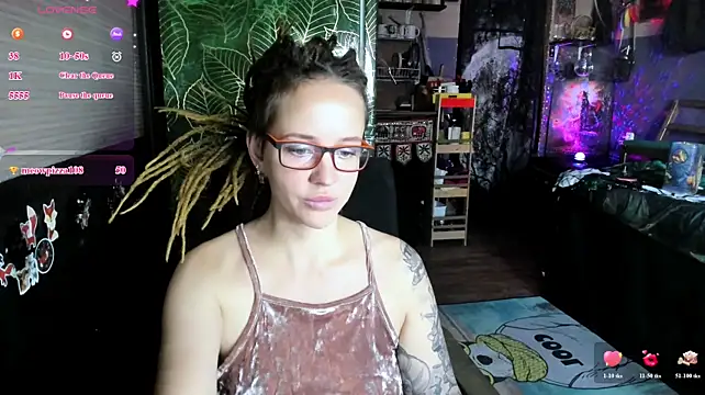 LisaFoxy_y live cam on StripChat