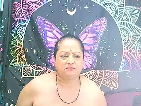 matureindian live cam on StripChat
