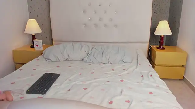 Anthaarr live cam on StripChat