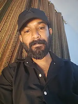 Mallukiran live cam on StripChat