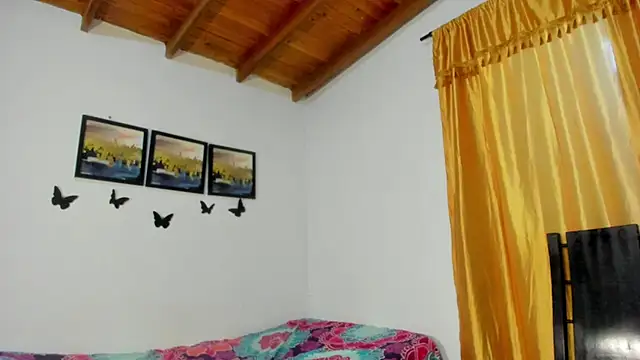 Vlad__night live cam on StripChat