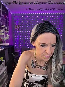 LashOutHeartlessP webcam