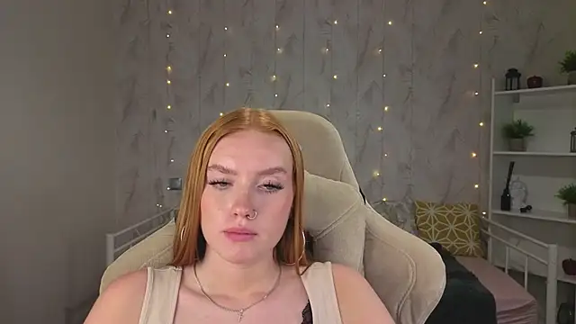 Sophia__Bailey live cam on StripChat
