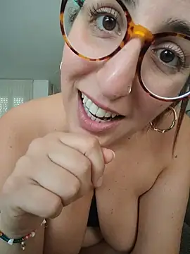 Maya_Brooke live sex cam