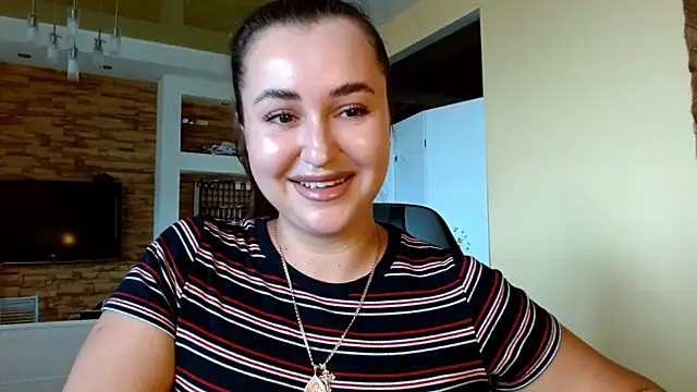 ElizabethJam live cam on StripChat