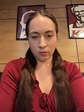 Holly_Play