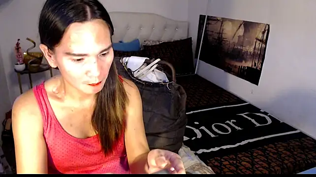 NinaDOM4CUM webcam