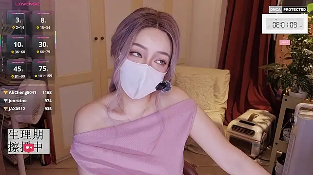 nayomi_34f