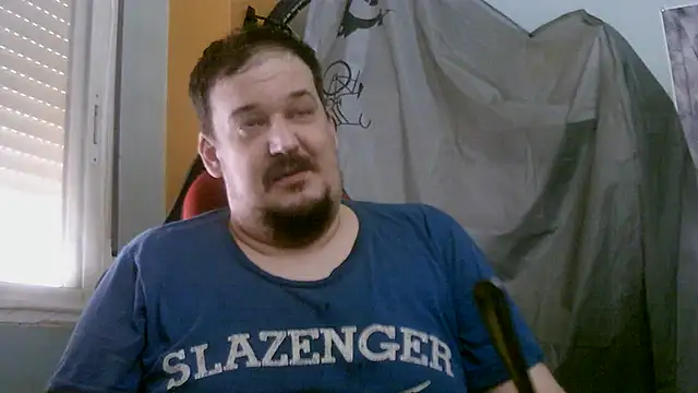 porkorossy live cam on StripChat