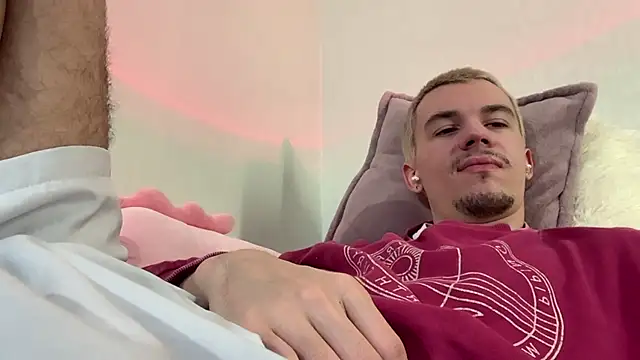 Jeremy1Scott live sex cam