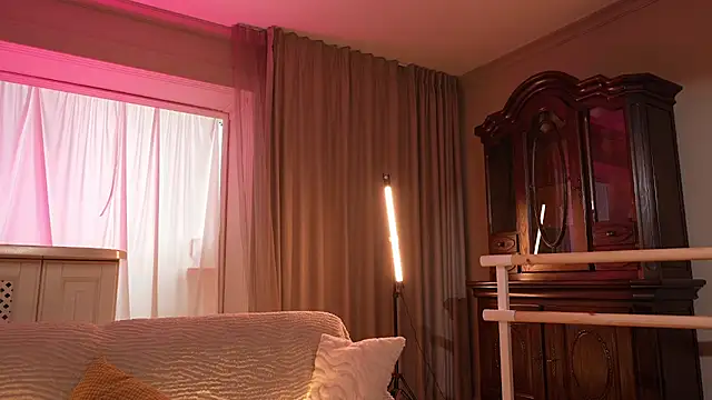 aurora_nude