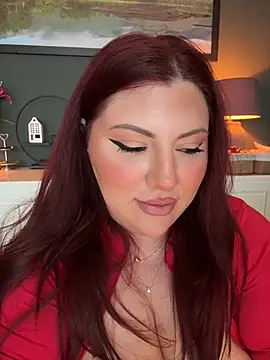 CurvyKimmy1