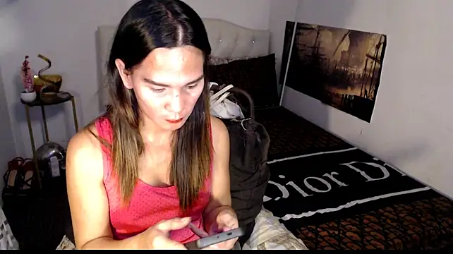 NinaDOM4CUM webcam
