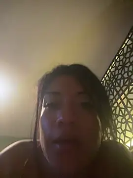 tranycamii live sex cam
