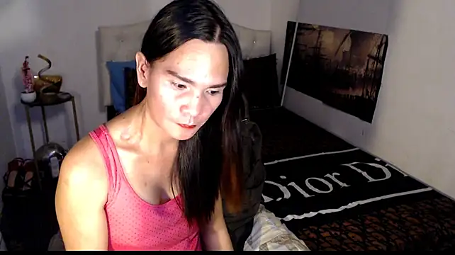 NinaDOM4CUM webcam