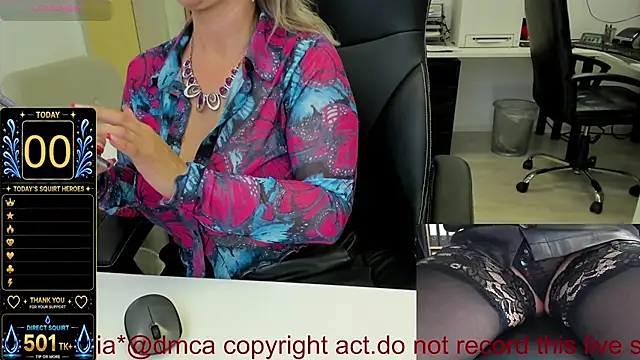 squirt_milf_viktoria live sex cam
